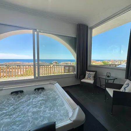 17 بيت ضيافة *